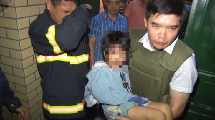 Đã bắt được người cha bạo hành con gái 6 tuổi đến gãy tay ở Bắc Ninh - Ảnh 1.