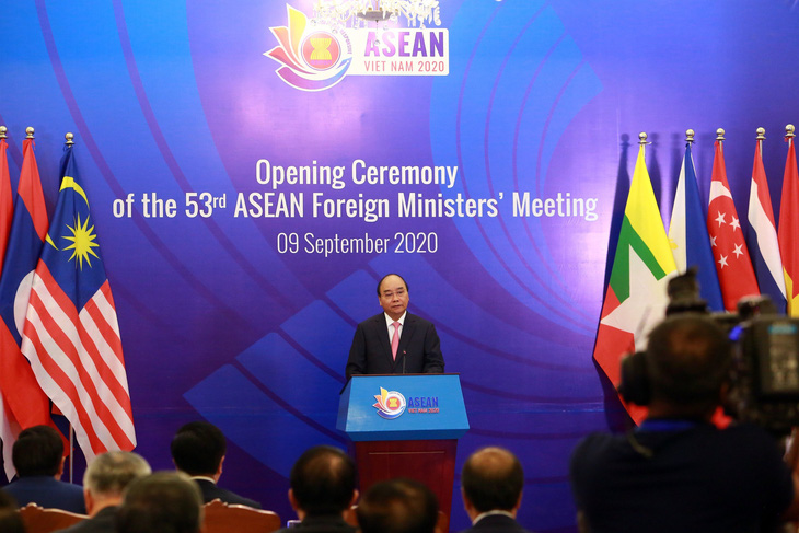 Thủ tướng Nguyễn Xuân Phúc kêu gọi thượng tôn pháp luật ở Biển Đông - Ảnh 1.