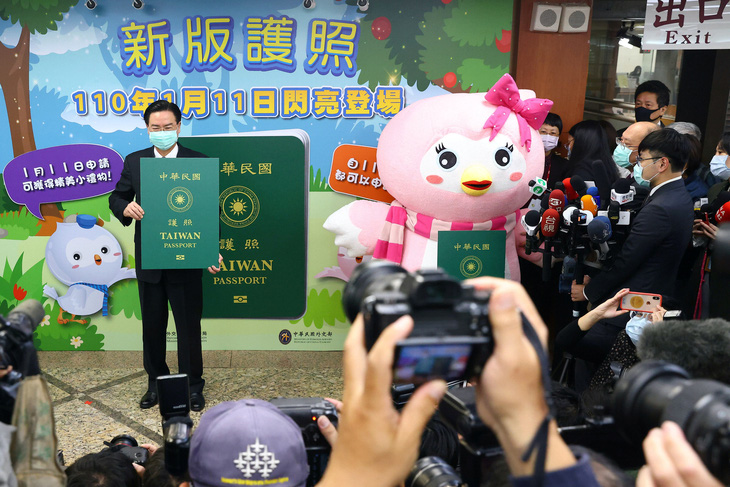 Trung Quốc phản đối ngoại trưởng Mỹ xóa hạn chế trong quan hệ cùng Đài Loan - Ảnh 1.