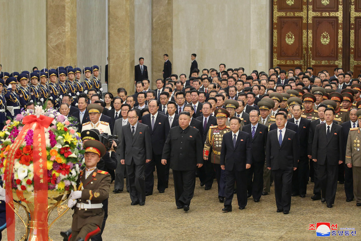 Ông Kim Jong Un kêu gọi tối đa hóa sức mạnh quân sự và khả năng răn đe hạt nhân - Ảnh 1.