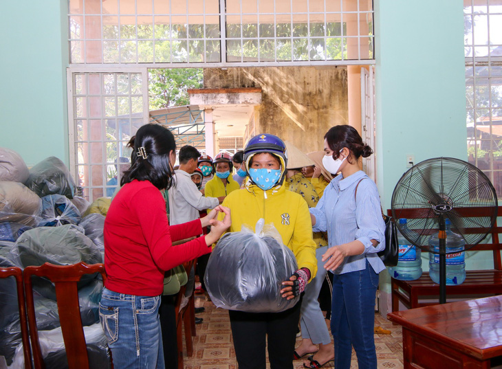 Khang Điền mang xuân yêu thương đến người dân xã An Khương, tỉnh Bình Phước - Ảnh 2.
