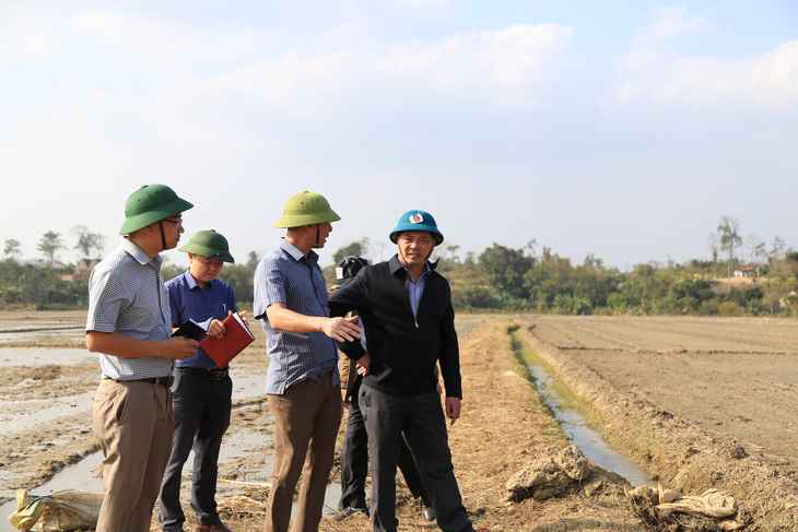 Dự án thủy lợi 200 tỉ chậm tiến độ, 200ha đất trồng lúa khát khô - Ảnh 3.