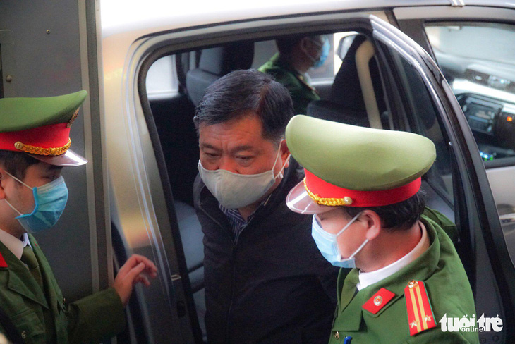 Hoãn phiên tòa xử Đinh La Thăng, Trịnh Xuân Thanh vụ Ethanol Phú Thọ - Ảnh 1.