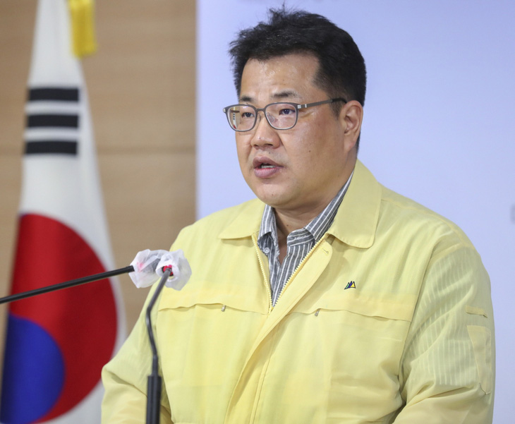Hàn Quốc tuyên bố chặn được đợt bùng dịch thứ 3 - Ảnh 1.