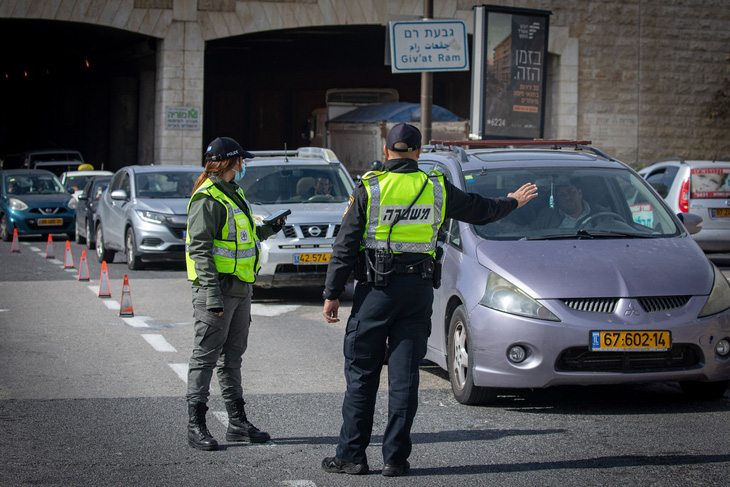 Israel nói tiêm chủng vắc xin COVID-19 có hiệu quả, giới khoa học chưa tin - Ảnh 4.