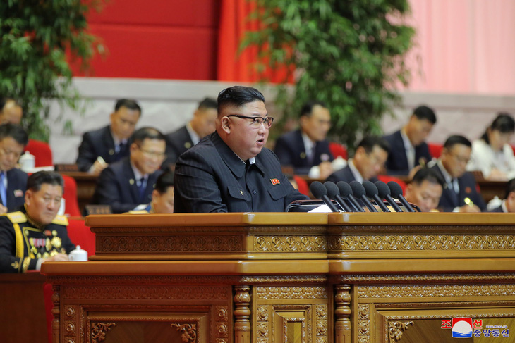 Ông Kim Jong Un xác nhận không đạt nhiều mục tiêu kế hoạch kinh tế 5 năm  - Ảnh 3.