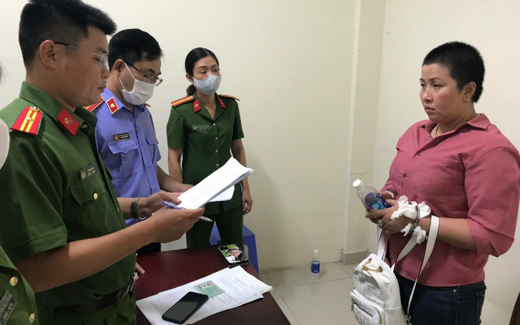 Khởi tố, bắt tạm giam Nguyễn Thị Bích Thủy về tội lừa đảo chiếm đoạt tài sản