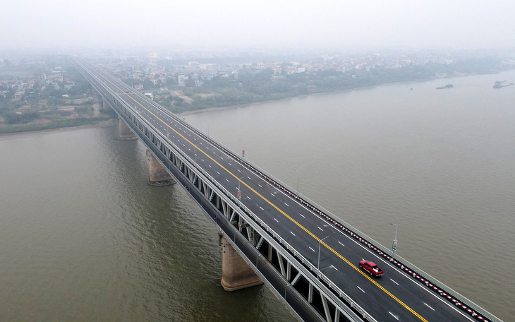 Cầu Thăng Long thông xe sau hơn 4 tháng sửa chữa