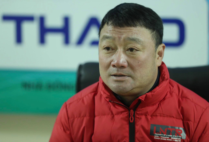 HLV Trương Việt Hoàng: Cầu thủ Viettel đã có một trận đấu đáng biểu dương - Ảnh 1.