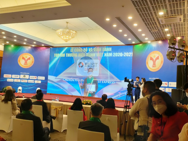 BEST Express đạt giải Thương hiệu mạnh Việt Nam năm 2021 - Ảnh 1.