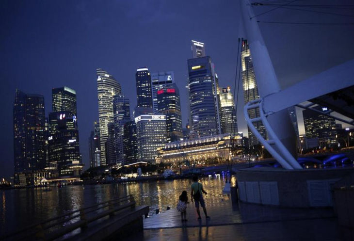 Các hãng điện Singapore có nguy cơ đóng cửa vì khủng hoảng năng lượng - Ảnh 1.
