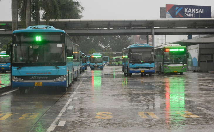 Vận tải hành khách liên tỉnh đi và đến Hà Nội cần đáp ứng điều kiện gì? - Ảnh 1.