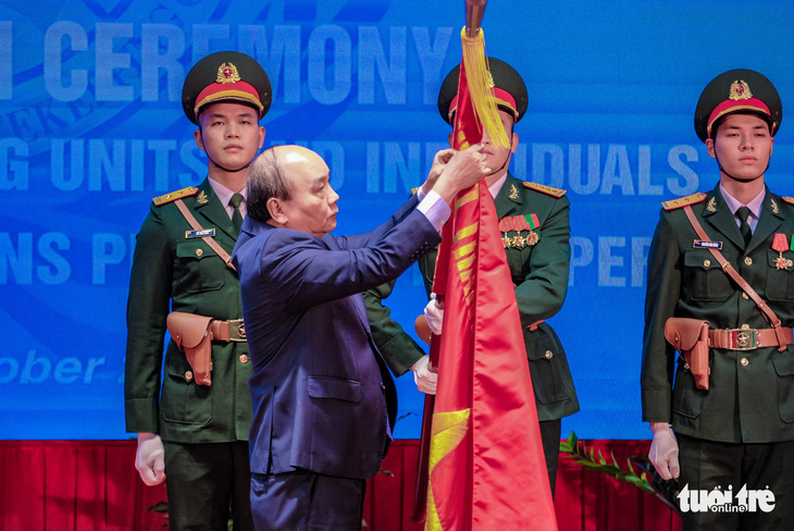 Chủ tịch nước: Chiến sĩ mũ nồi xanh đại diện cho Việt Nam yêu hòa bình, vì hòa bình - Ảnh 5.