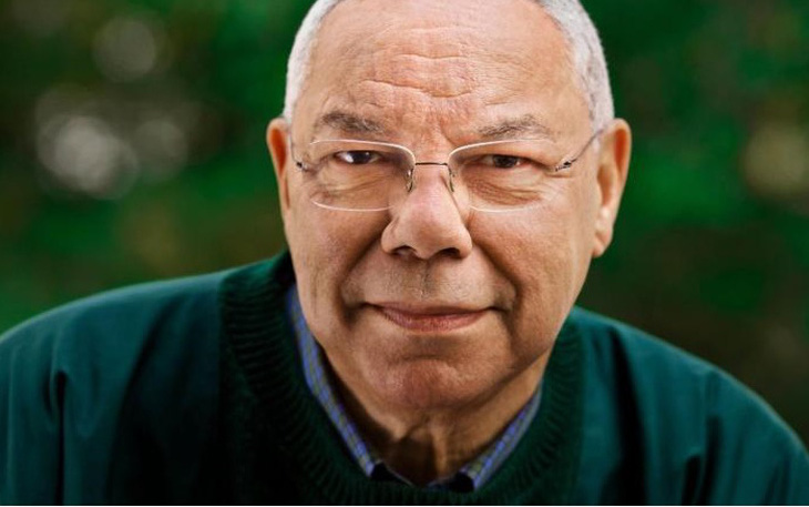 Cựu ngoại trưởng Mỹ Colin Powell qua đời vì biến chứng COVID-19