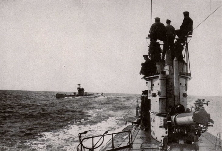 Tàu ngầm - bí ẩn cuộc chiến dưới đáy đại dương - Kỳ 3: Vũ khí tàu ngầm với chiến thuật bầy sói - Ảnh 1.