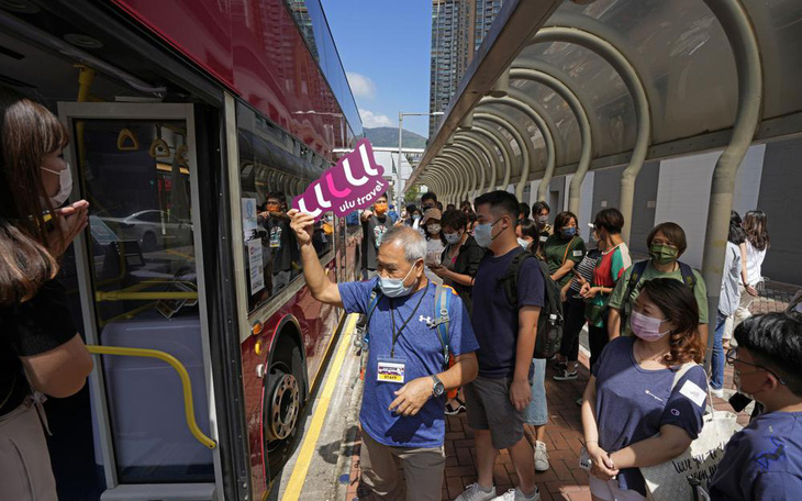 Hong Kong ra mắt tour du lịch ngủ trên xe buýt