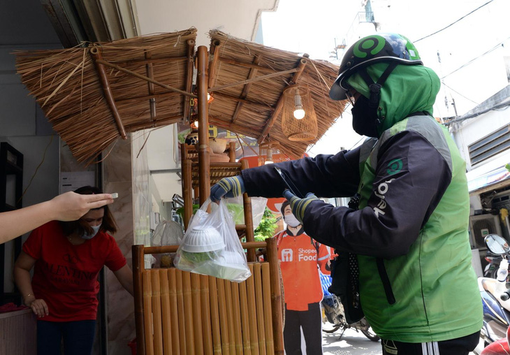 Nữ xe ôm công nghệ: Nghề đã rèn giũa tôi - Ảnh 3.