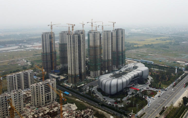 Evergrande nối lại 10 dự án, báo Trung Quốc tiếp tục trấn an