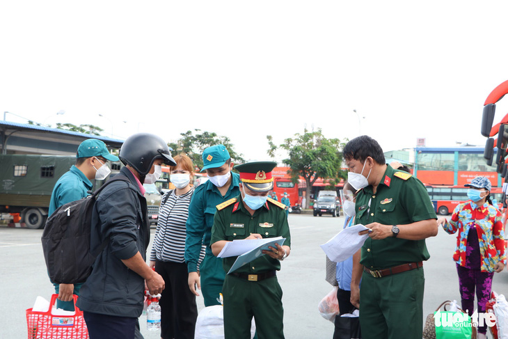 Xe khách liên tỉnh Tây Ninh và TP.HCM chạy lại - Ảnh 1.
