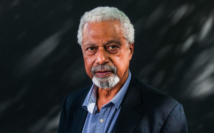 Tác giả Nobel văn chương 2021 Abdulrazak Gurnah: ‘Nhà văn châu Phi vĩ đại nhất còn sống’