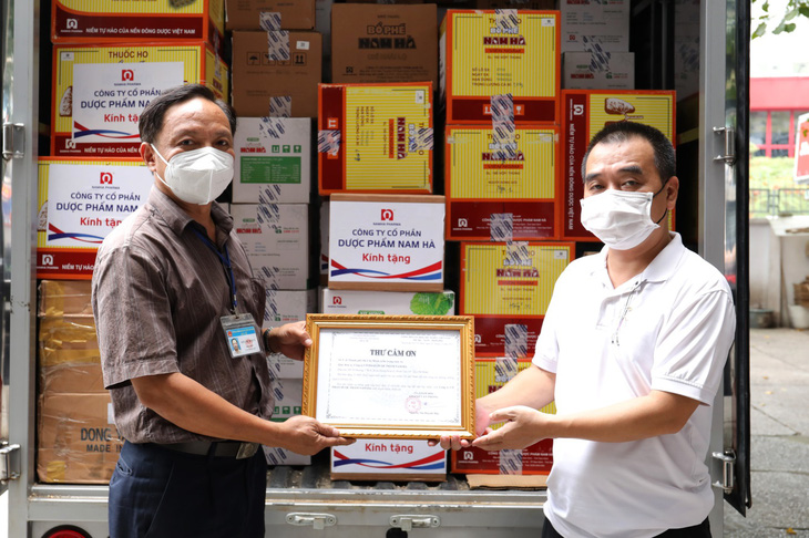 Bổ phế Nam Hà tặng 21.000 sản phẩm hỗ trợ F0 điều trị tại nhà - Ảnh 2.