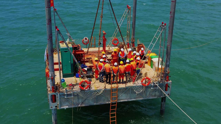 Dự án điện gió ngoài khơi Phú Cường Sóc Trăng chính thức nhận ‘Giấy chứng nhận đăng ký đầu tư’ - Ảnh 1.