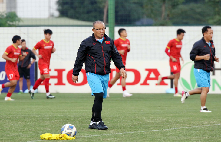 HLV Park Hang Seo trấn an tinh thần tuyển Việt Nam sau 6 trận thua - Ảnh 1.