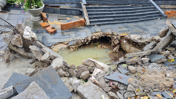 Quy Nhơn: Resort xây trên mương thoát nước, làm ngập cả phường - Ảnh 3.