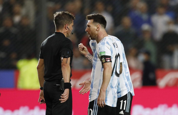 Messi và Argentina giành vé tham dự vòng chung kết World Cup 2022 - Ảnh 2.