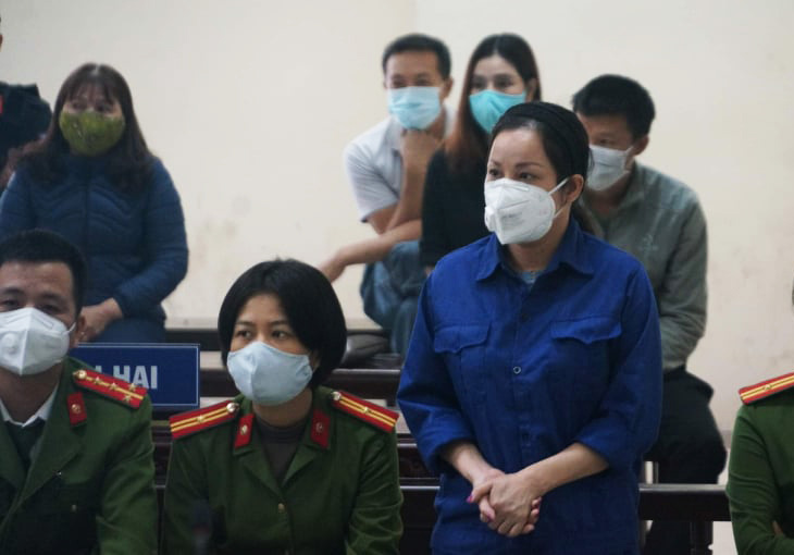 Con nuôi Đường ‘Nhuệ’ tự nhận 20 năm tù liên quan việc ăn chặn tiền hỏa táng - Ảnh 2.