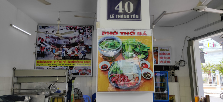 Phở Hồng luôn đạt kỷ lục trong lòng tôi - Ảnh 2.