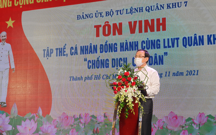 Quân khu 7 tôn vinh nhiều tập thể, cá nhân đồng hành 