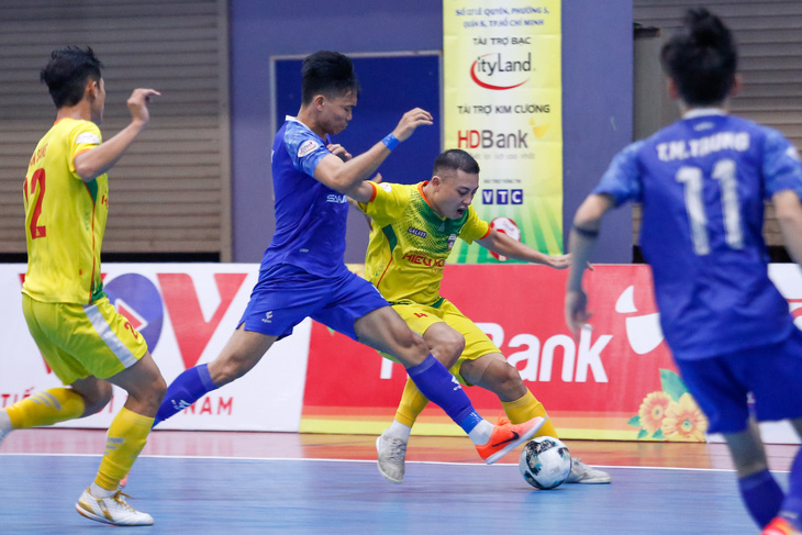 Đội dẫn đầu Giải futsal VĐQG 2021 có 9 thành viên dương tính với COVID-19 - Ảnh 2.