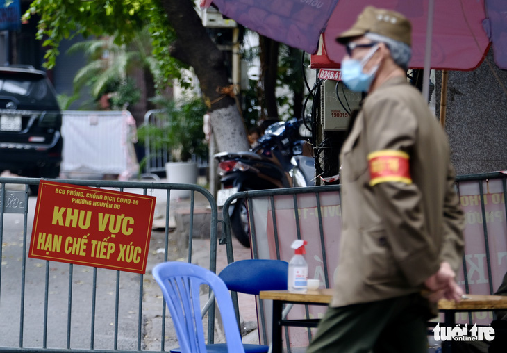 Ngày 21-11: Hà Nội có 218 ca COVID-19, diện F0 nào được điều trị tại trạm y tế lưu động? - Ảnh 1.