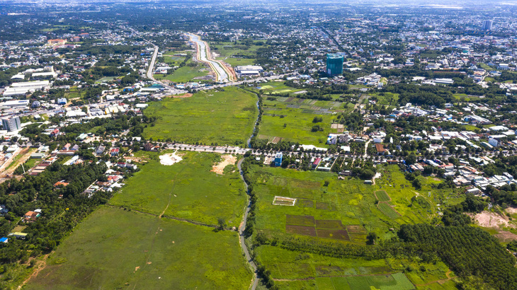 Yêu cầu hủy kết quả đấu giá đất dự án Hòa Lân vì lo ngân sách mất ngàn tỉ đồng - Ảnh 1.