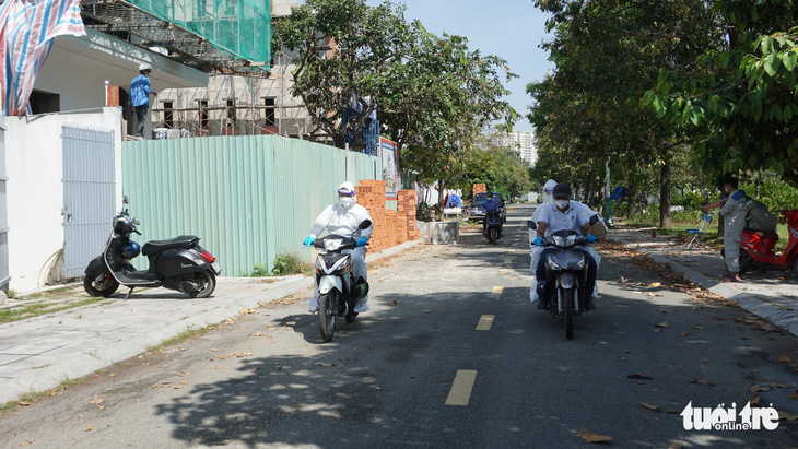 TP.HCM: Tự test dương tính không khai báo, lây cho người khác sẽ bị xử lý - Ảnh 2.