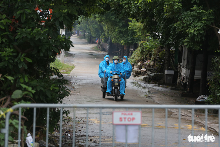 Ngày 4-11: Hà Nội nóng trở lại với 104 ca COVID-19 ở 18 quận huyện - Ảnh 1.