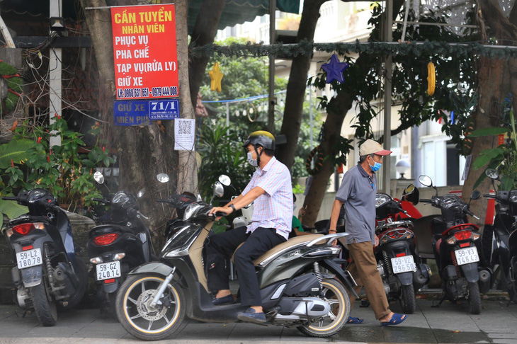 Đi xin việc thời bình thường mới: Nơi OK ngay, nơi... đợi nha em - Ảnh 1.