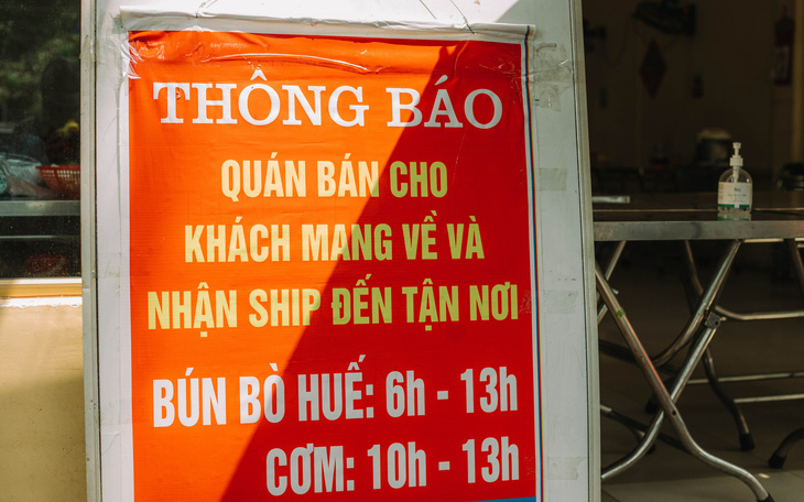 Bắc Giang dừng tổ chức đám cưới, hàng quán chỉ bán mang về từ ngày 6-11