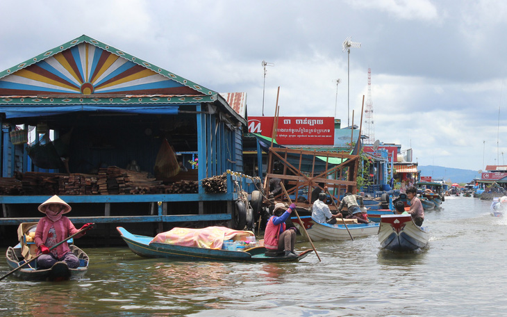 Người Việt dần xa Biển hồ Tonle Sap - Kỳ 1: Biển hồ như quê hương thứ hai