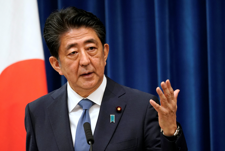 Ông Abe: Mỹ, Nhật sẽ không ngồi yên nhìn Trung Quốc tấn công Đài Loan - Ảnh 1.