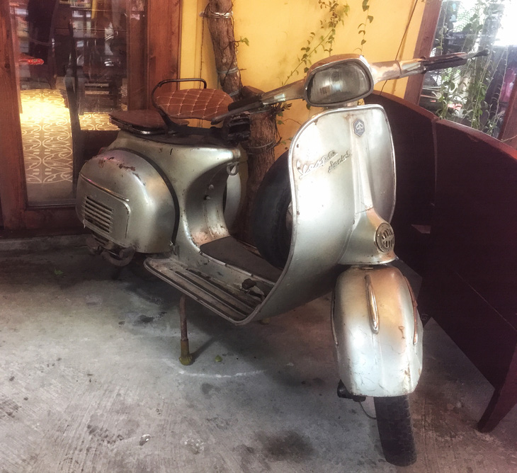 Cuộc đoàn tụ khó tin với chiếc Vespa cổ của ba tôi - Ảnh 1.