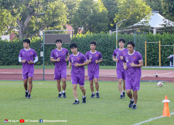 Tuyển Việt Nam hứng khởi chờ trận đấu với Indonesia - Ảnh 2.