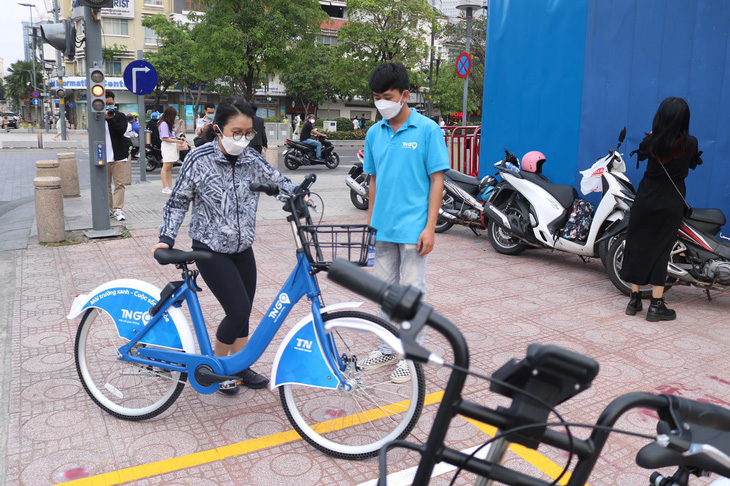 TP.HCM chính thức khai trương xe đạp công cộng đầu tiên cả nước - Ảnh 4.