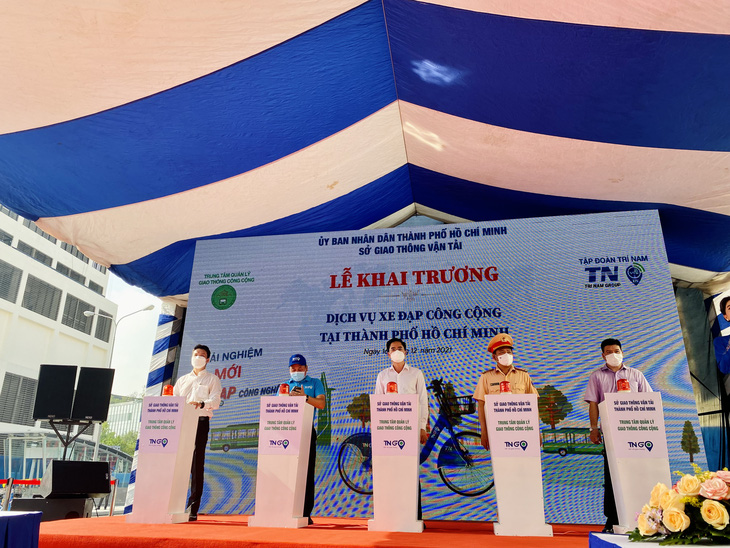 TP.HCM chính thức khai trương xe đạp công cộng đầu tiên cả nước - Ảnh 1.