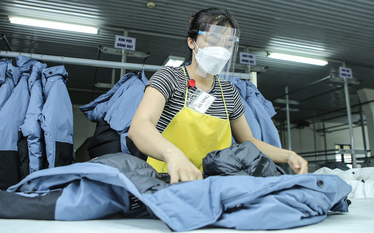 Hàng triệu lao động dệt may Việt Nam 