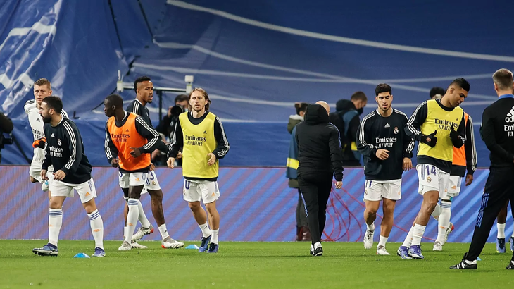 Real Madrid chao đảo trong ‘bão’ COVID-19 - Ảnh 1.