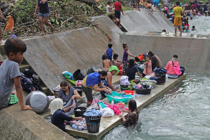 Hơn 100 người Philippines thiệt mạng do bão Rai - Ảnh 2.