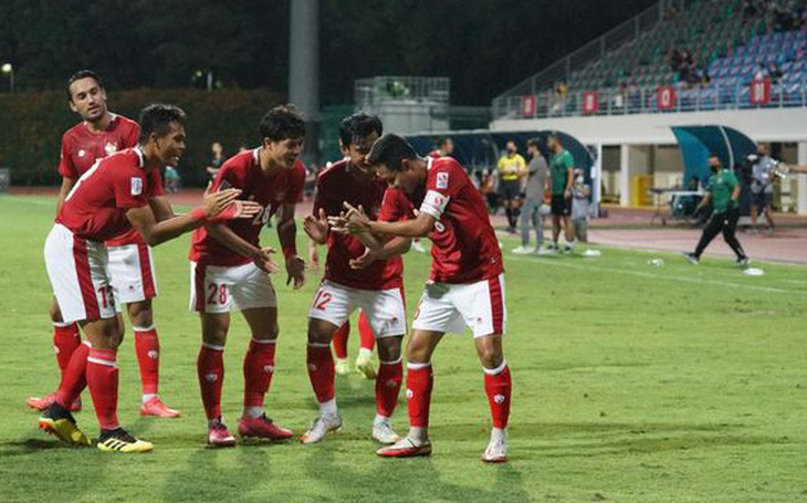 Lội ngược dòng đánh bại Malaysia, Indonesia vào bán kết gặp Singapore