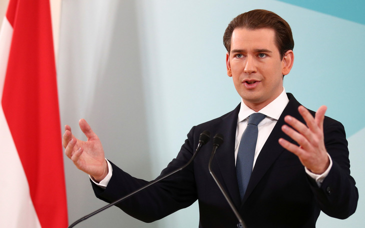 Cựu thủ tướng 35 tuổi của Áo rút khỏi chính trường vì 